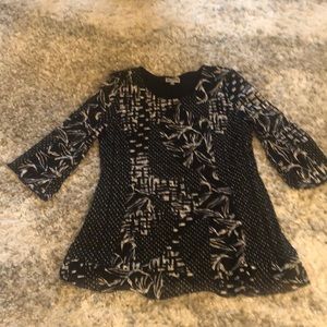 Extra Large blouse. Very comfortable.